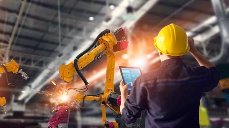 Benefits of Allen Bradley by Rockwell Automation in Manufacturing Industry